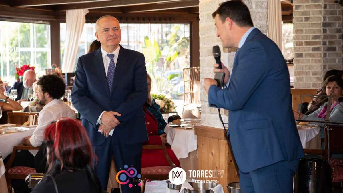 Juanma Romero director y presentador del programa Emprende de RTVE