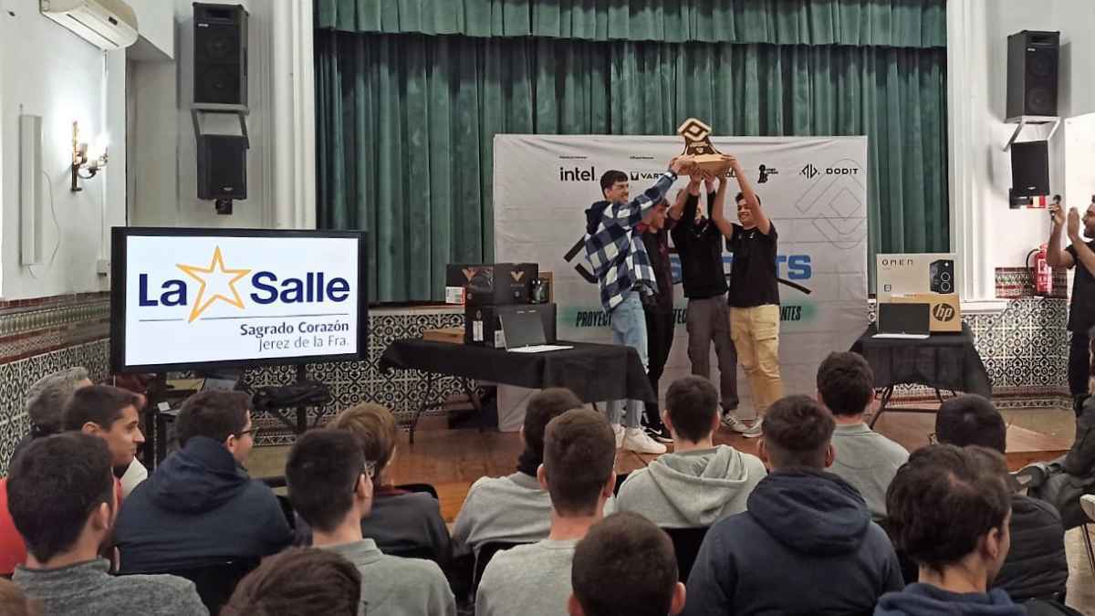 Integrantes del equipo King Gaming del colegio La Salle Sagrado Corazón de Jesús de Jerez