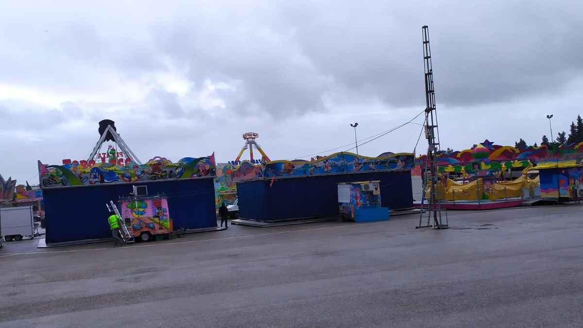 Parque de atracciones de Navidad en Jerez