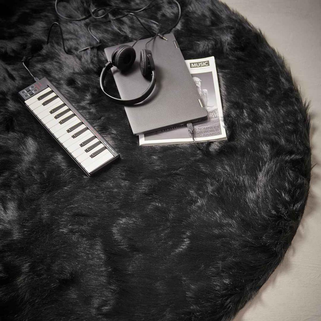 Alfombra, negro, 180 cm OBEGRÄNSAD