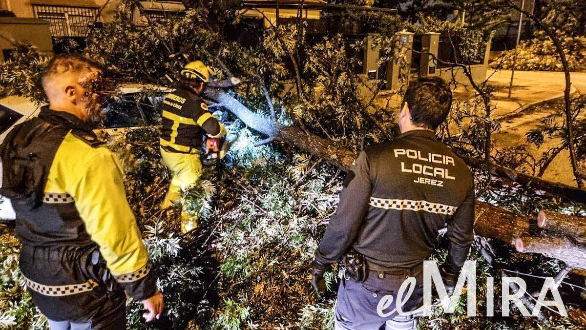 La noche ha resultado muy accidentada en Jerez