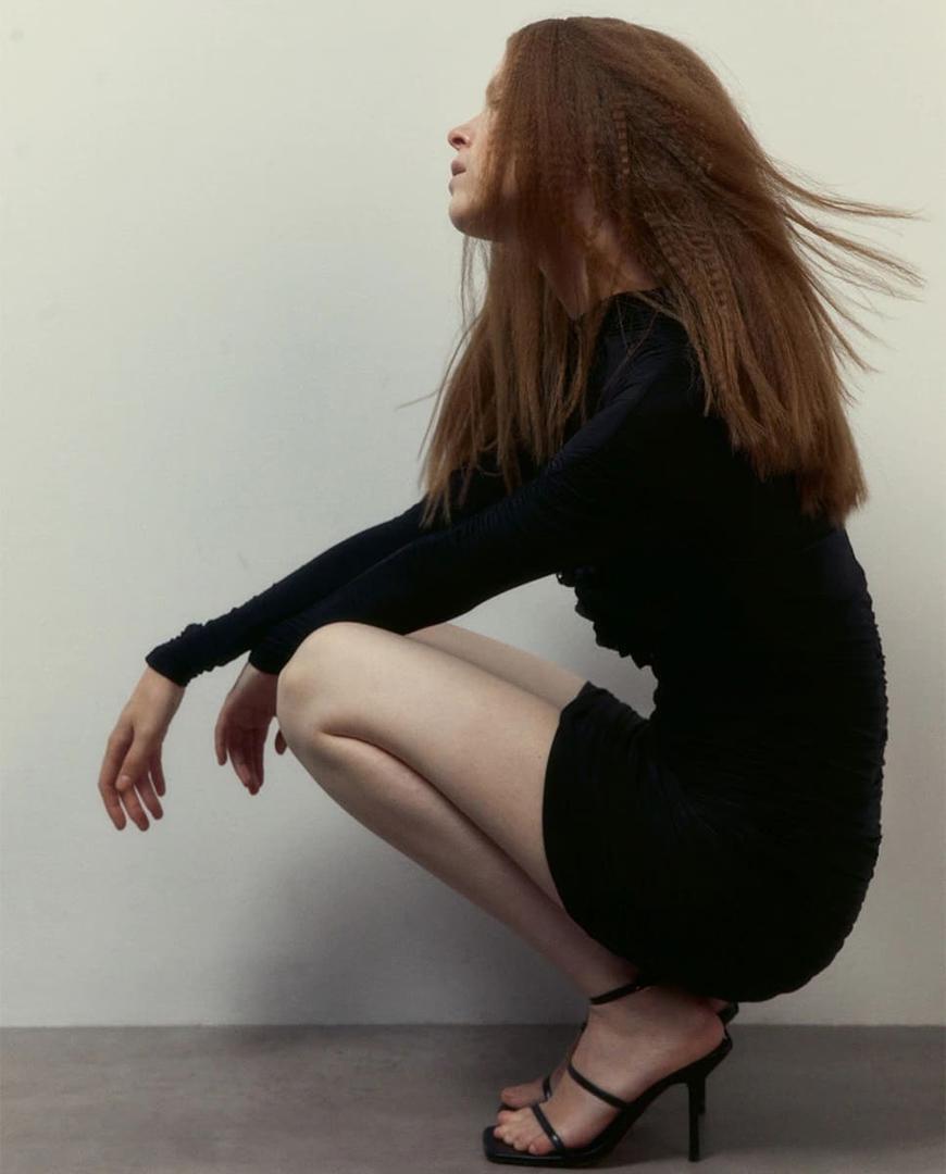 Vestido negro de Sfera disponible en El Corte Inglés