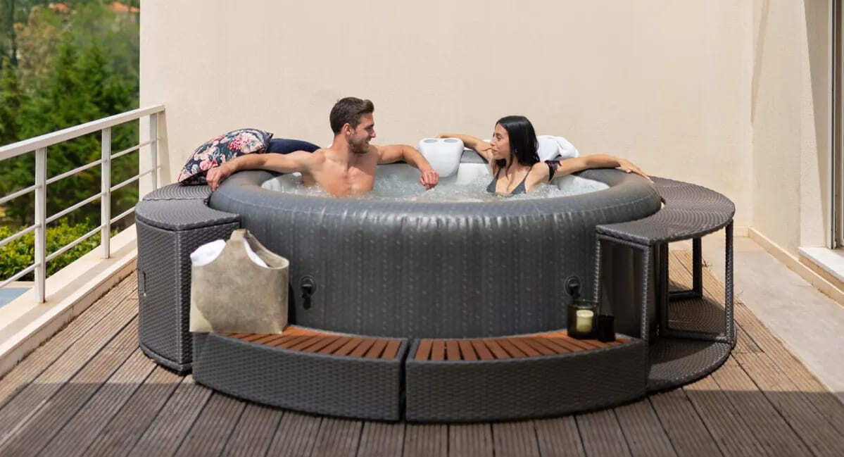 Spa hinchable redondo de 6 plazas MINEROQUE de Leroy Merlin