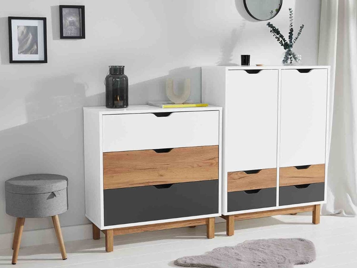 Alacena con 2 puertas y 4 cajones