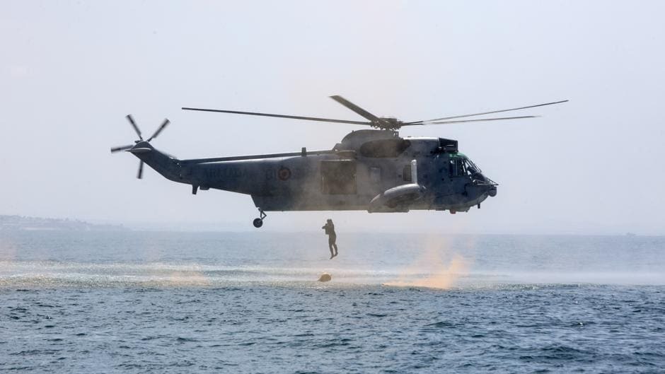 Miembros de la Unidad de Buceo de Cádiz