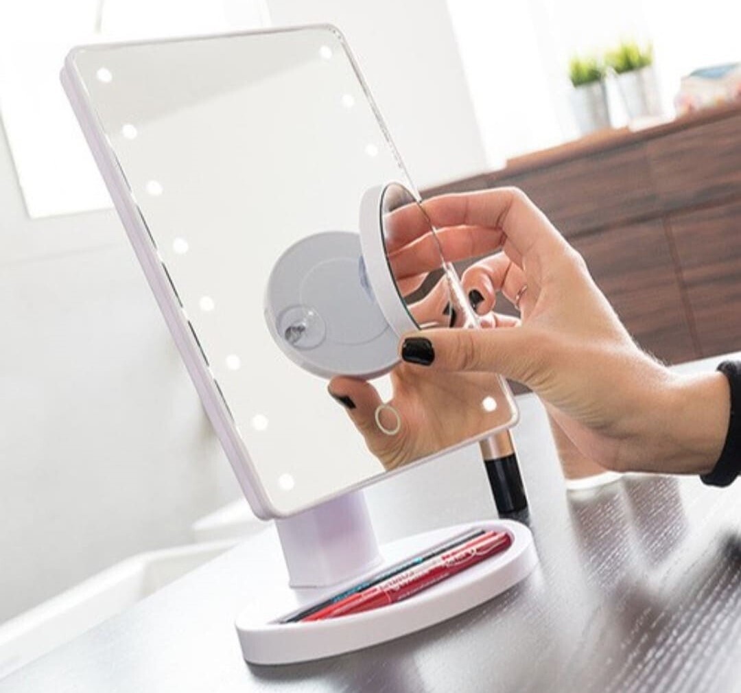 Espejo Led con aumento