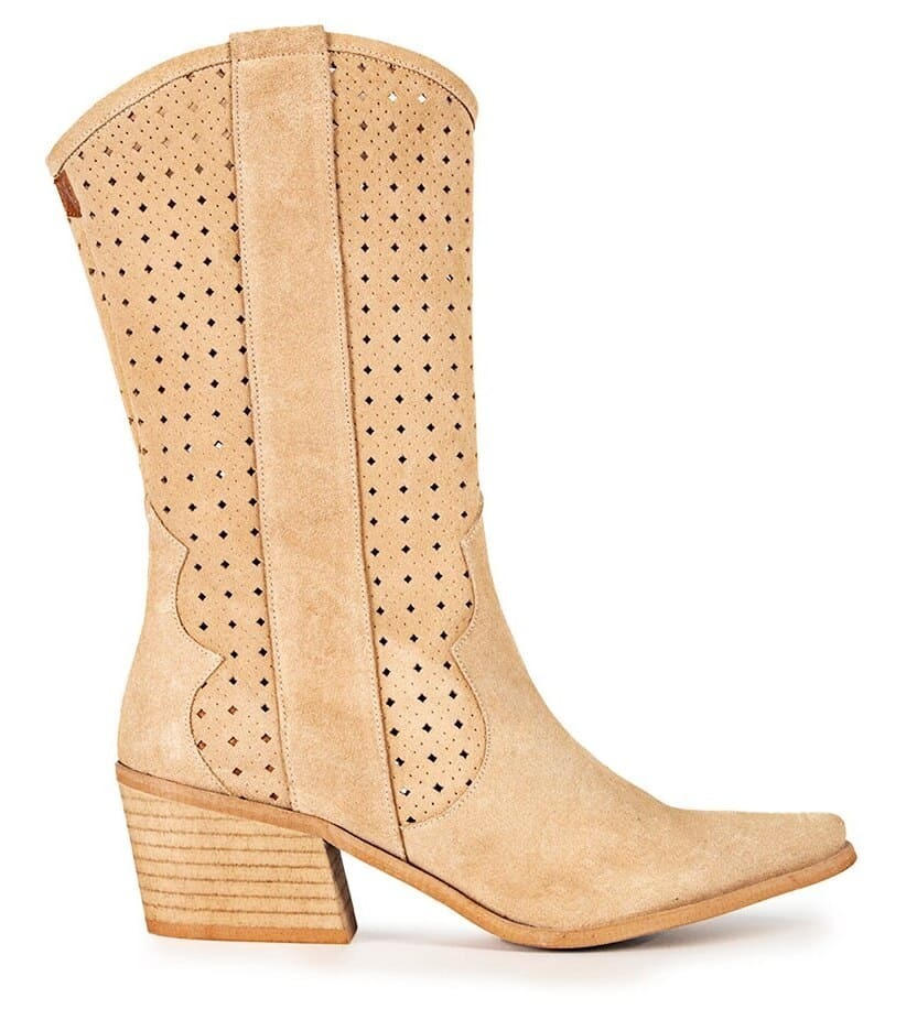 Botas de mujer de piel en color arena Popa