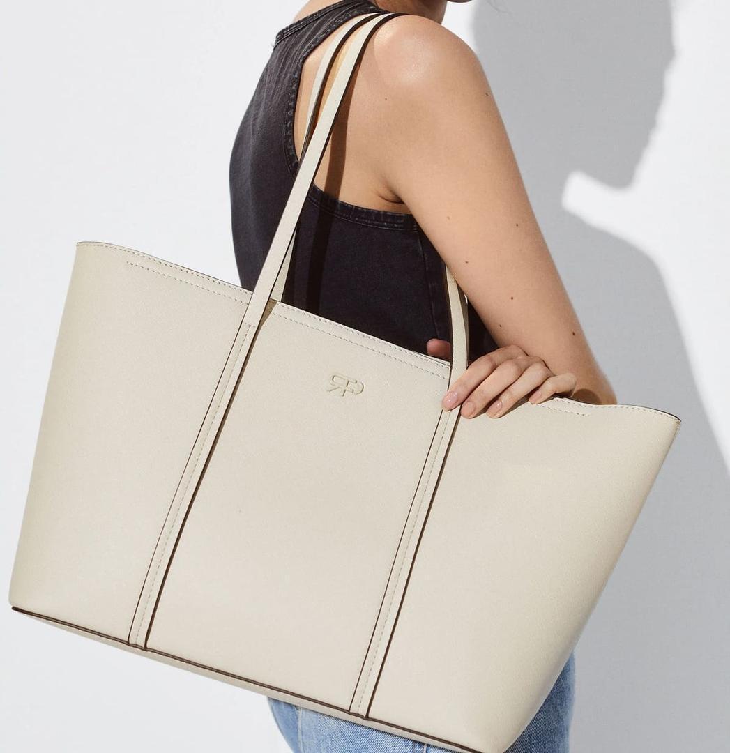 ​

EXCLUSIVO ONLINE - BOLSO SHOPPER PARFOIS

​