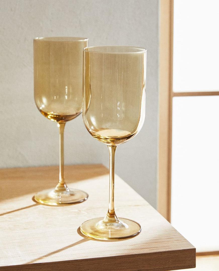 Copa de vidrio moderna