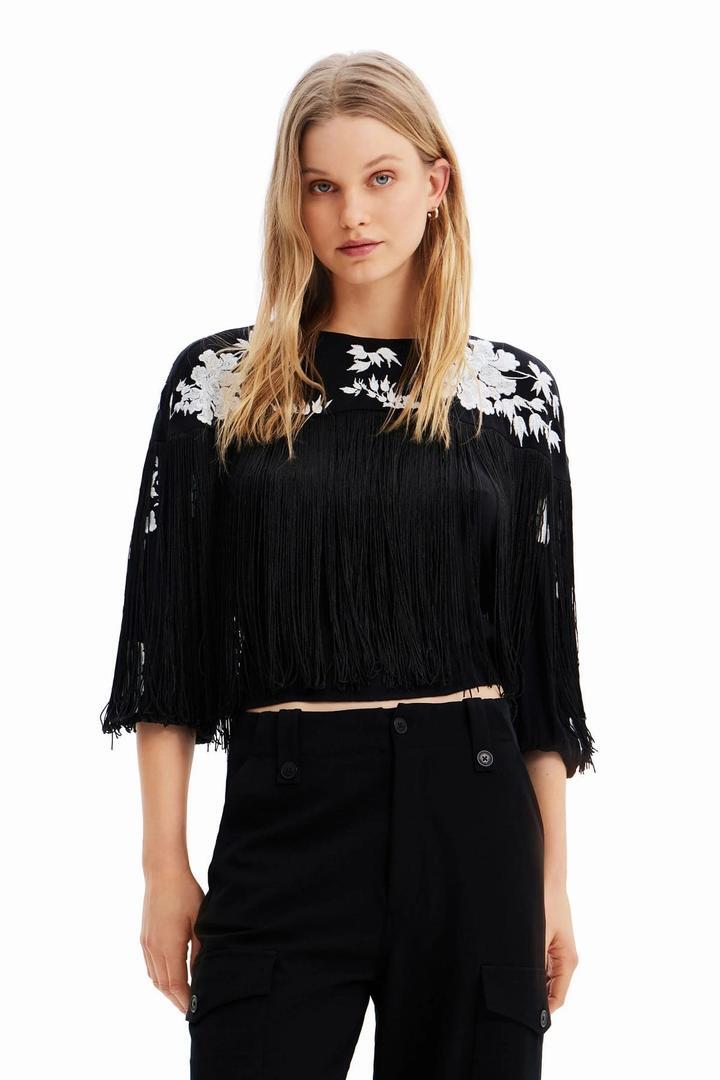 Blusa bordada de flecos negra con flores de Desigual