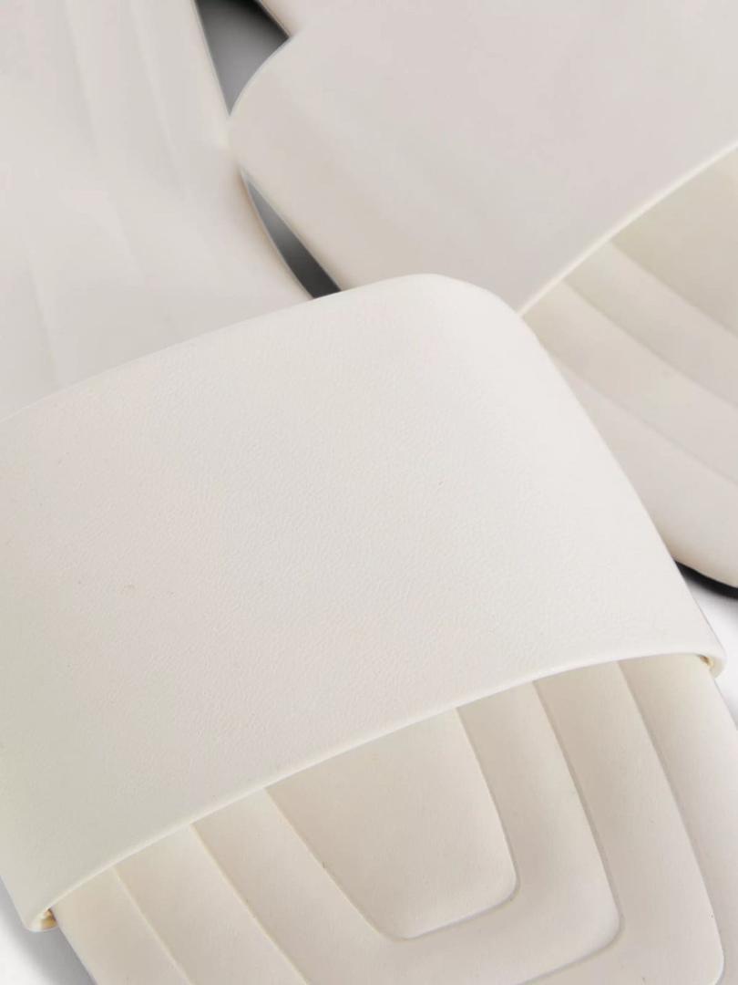 Sandalias destalonadas de piel sintética de Primark