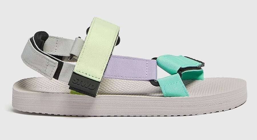 Sandalia plana sport multicolor de Pull&Bear