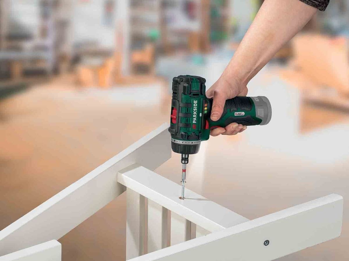 Atornilladora taladradora recargable Parkside