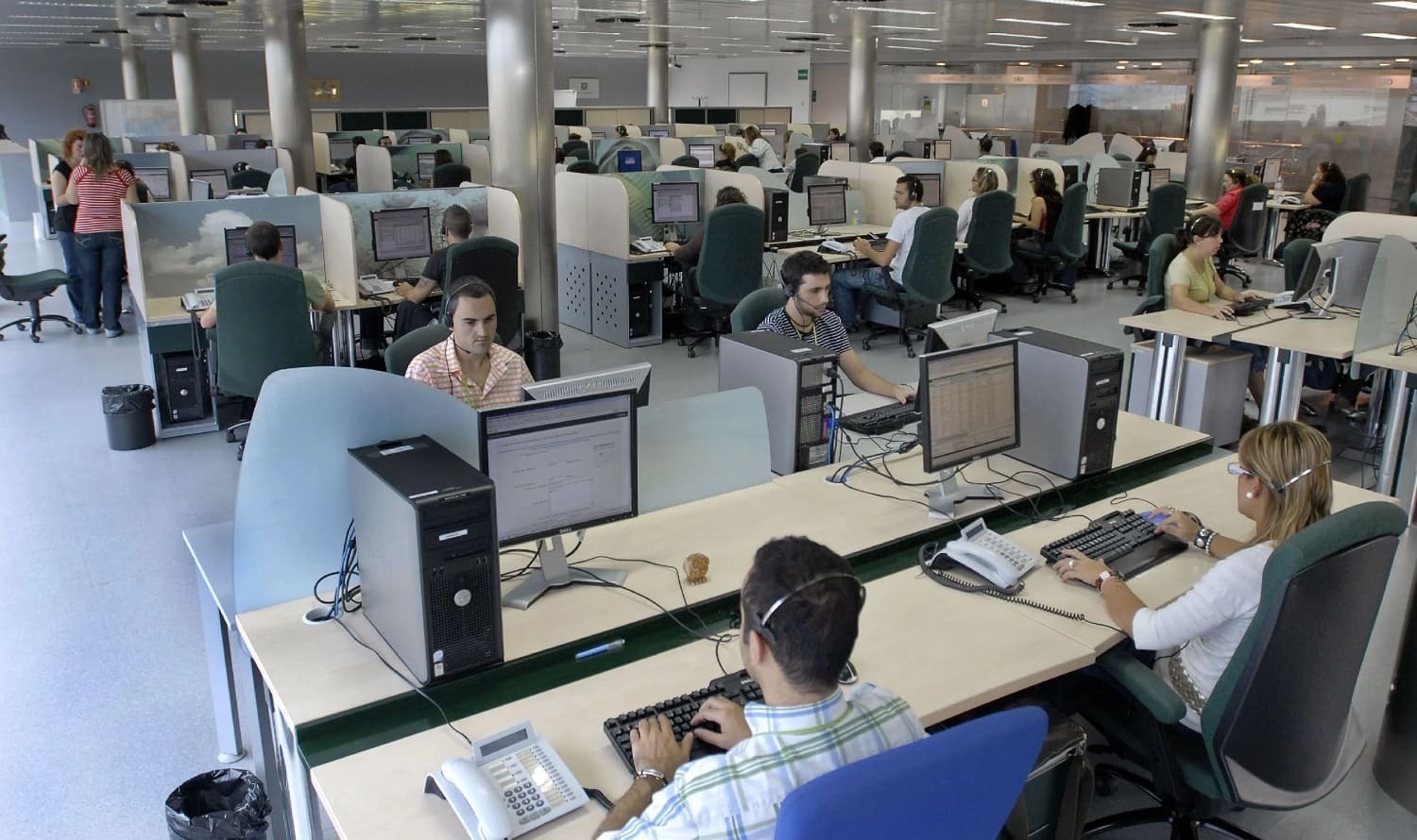 Los andaluces realizan más de 40 millones de gestiones en la app de Salud Responde en 6 meses