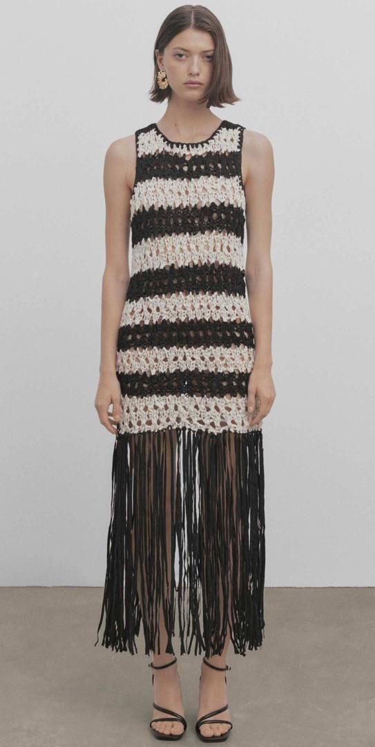 Vestido rayas punto trenzado flecos-studio de Massimo Dutti