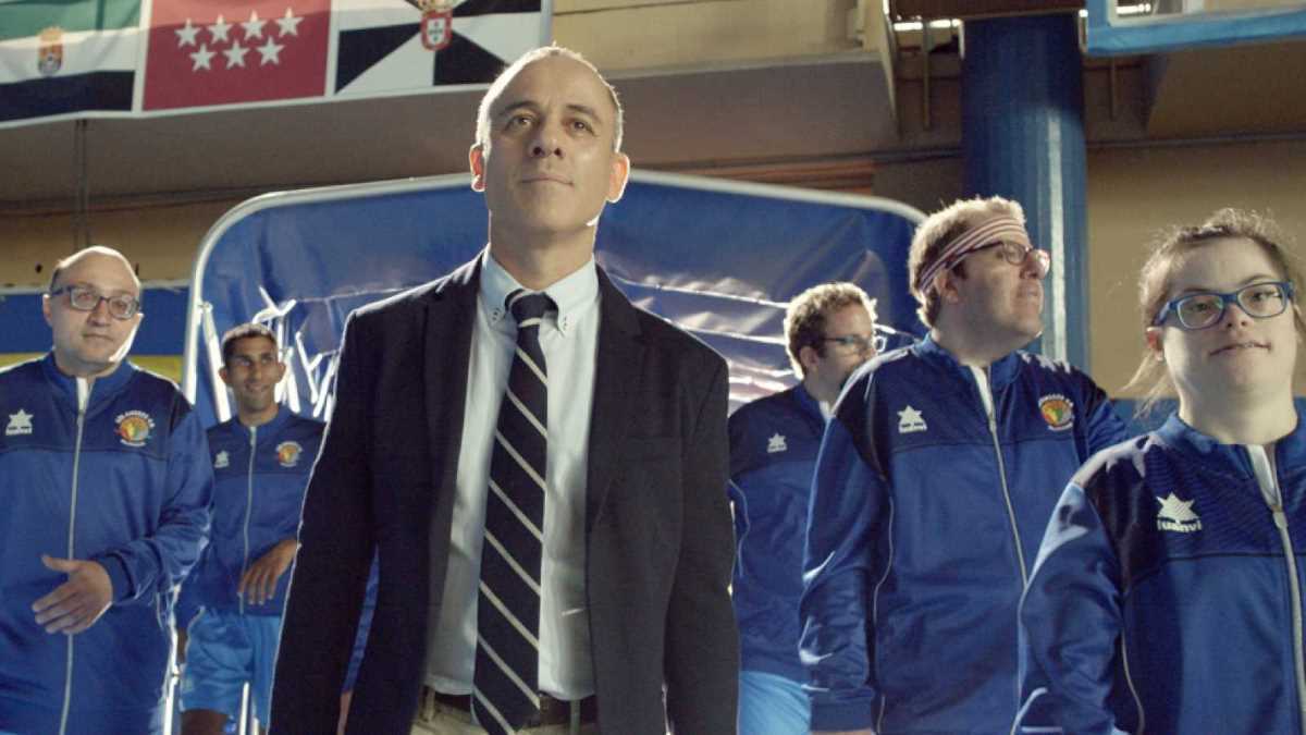 Javier Gutiérrez en la película de Campeones