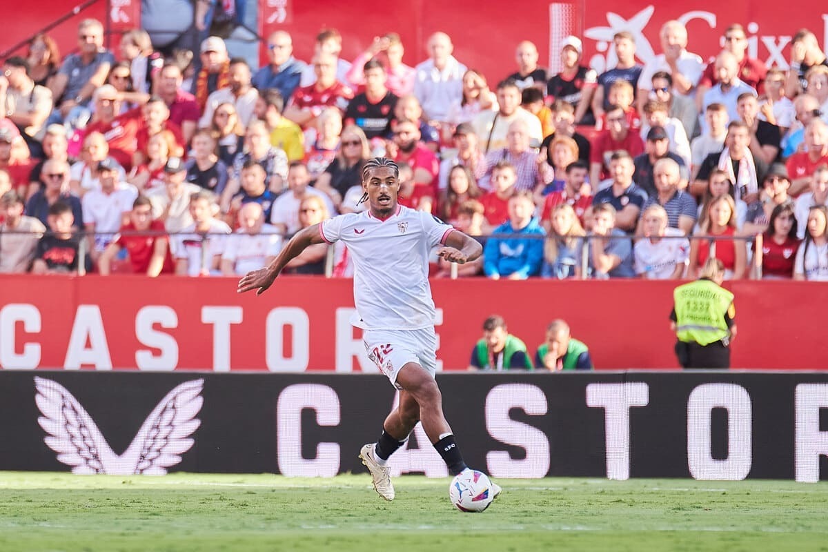 Badé en el Sevilla FC - Las Palmas | Salvador López Medina para El MIRA