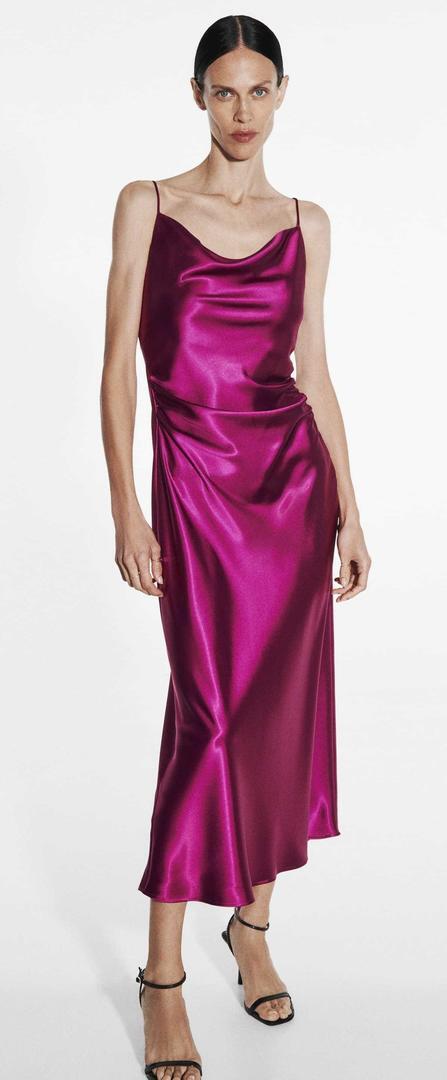 Vestido satinado lencero de Zara