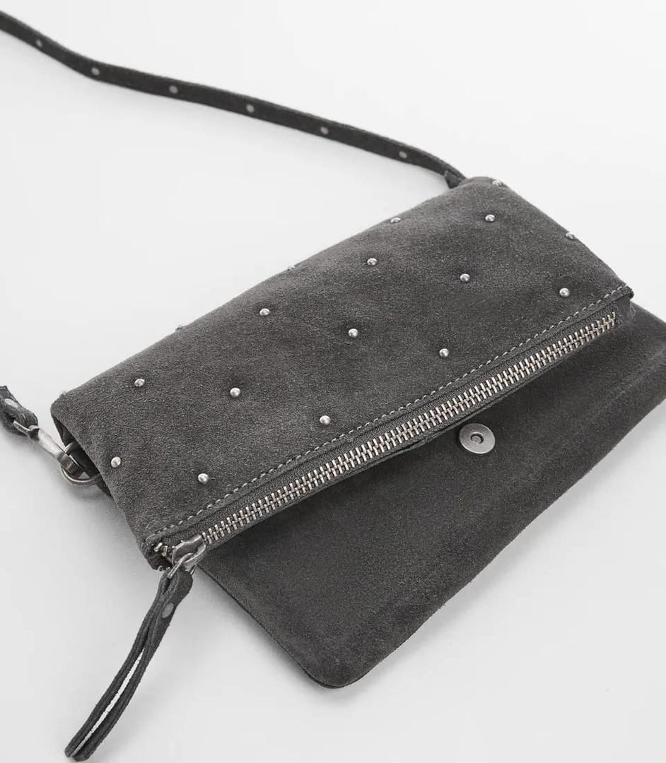 Bolso cruzado de ante marrón de Mango