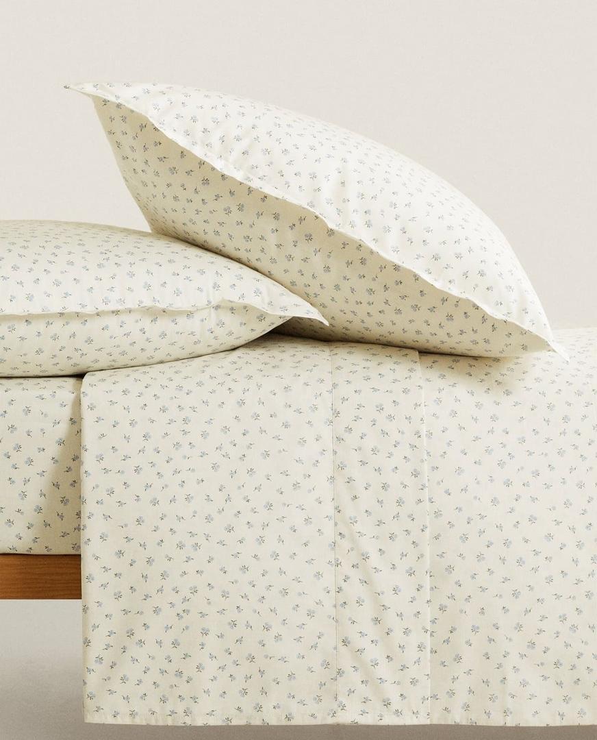 Funda nórdica de flores de Zara Home