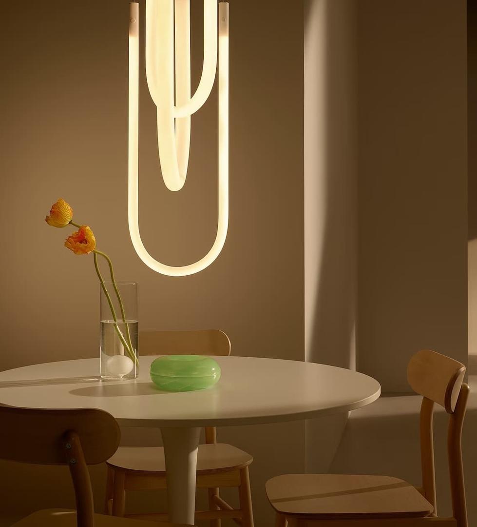 Mesa redonda modelo DOCKSTA de Ikea