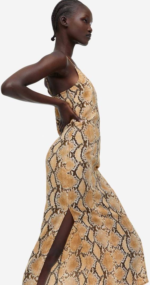 Vestido lencero de crepé de H&M