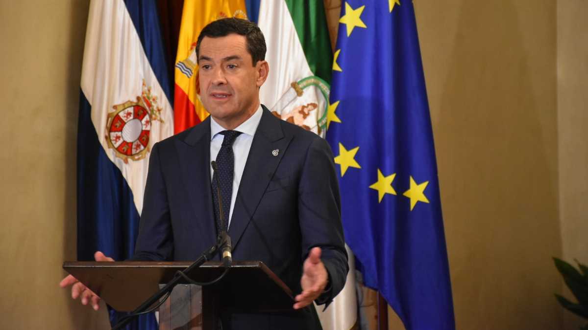 Visita institucional de Juanma Moreno al Ayuntamiento de Jerez | Foto: Noelia Herrera (Jonocla) para El MIRA