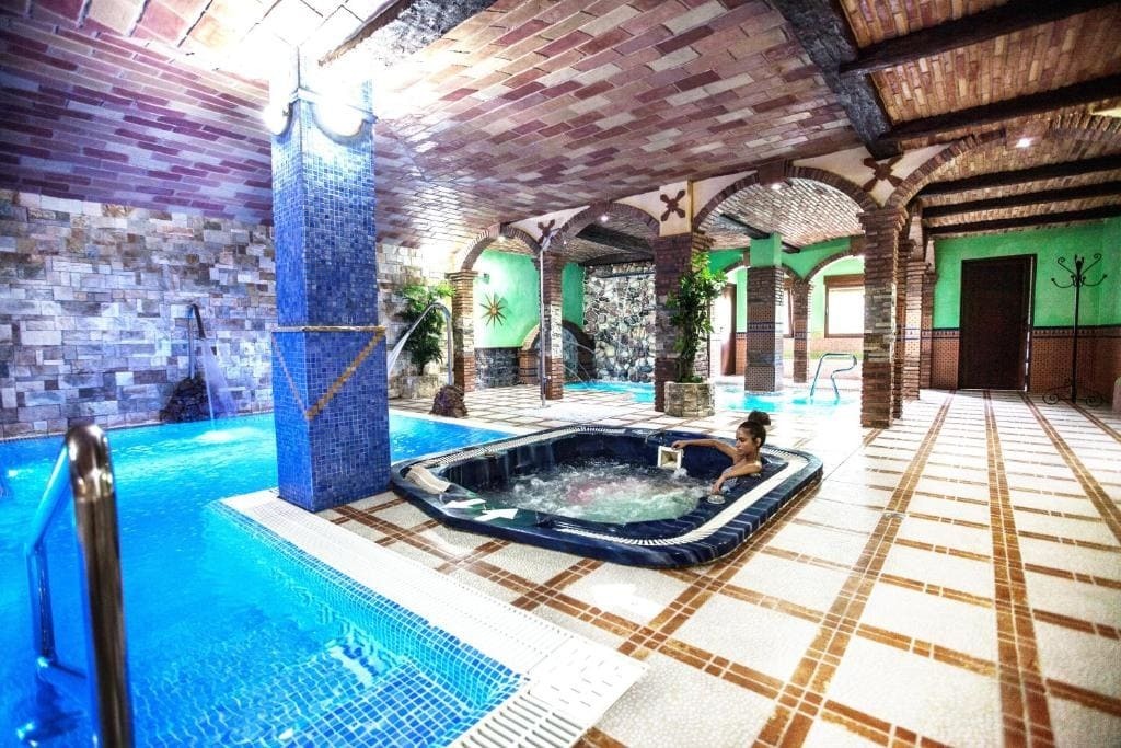 El Puente del Pilar, una magnífica fecha para perderse por Andalucía