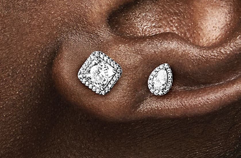 Pendientes de botón cuadrados de plata con circonitas de Pandora