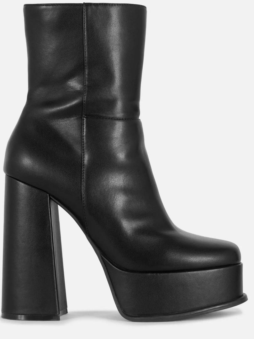 Botas de caña baja y plataforma de Primark