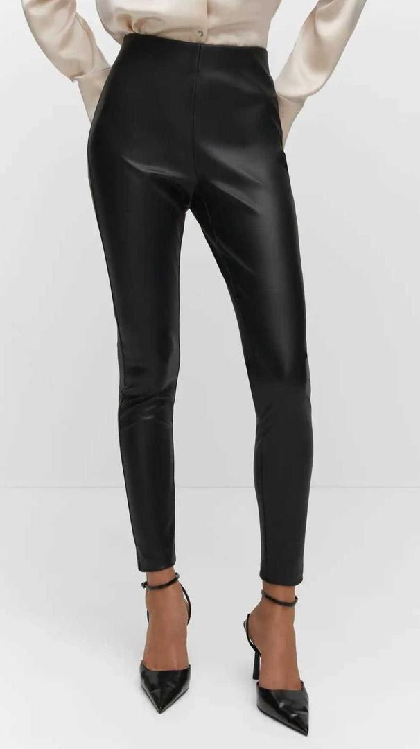 Leggings efecto piel de Mango