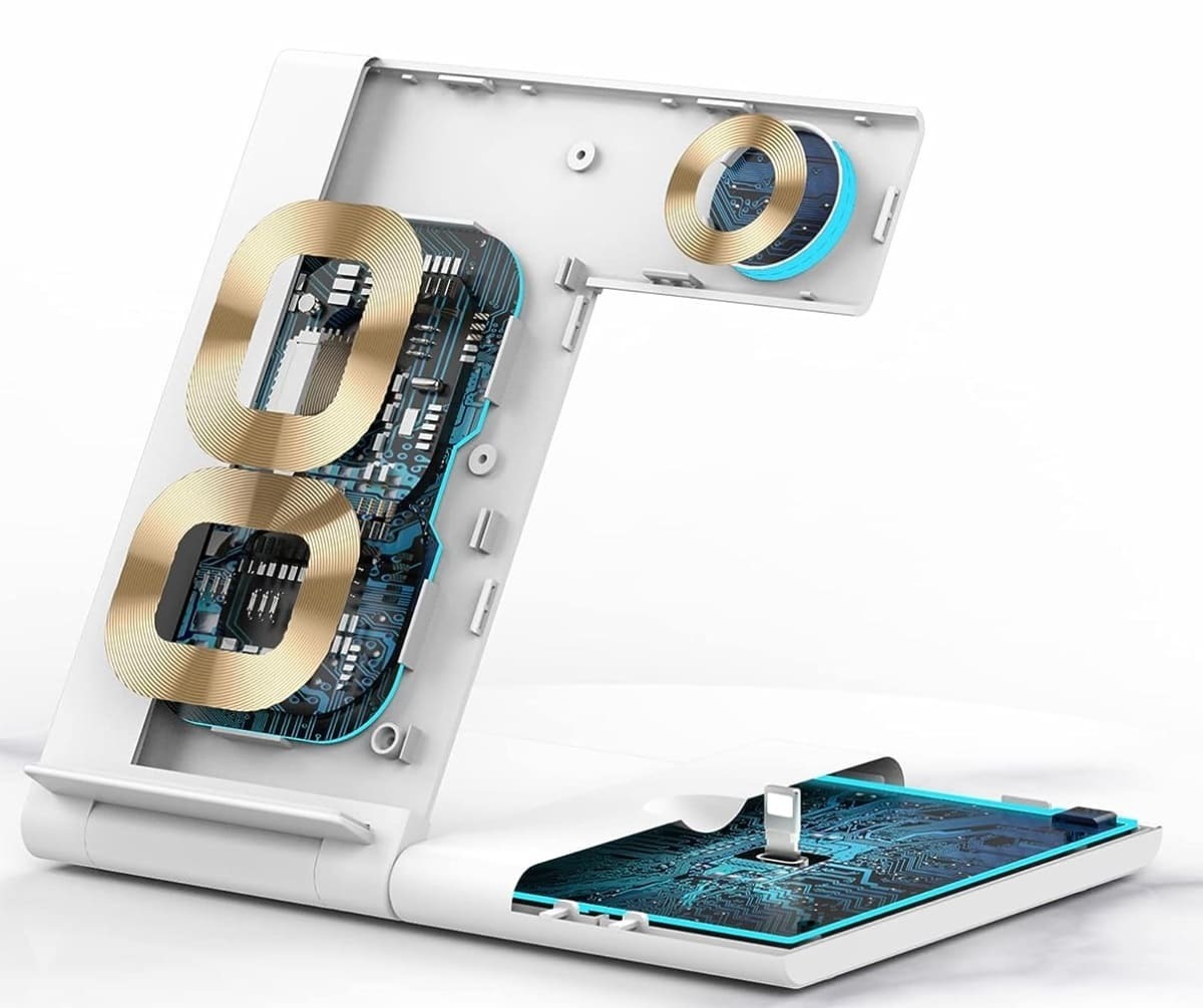 Cargador 3 en 1de la firma Spcacy en Amazon