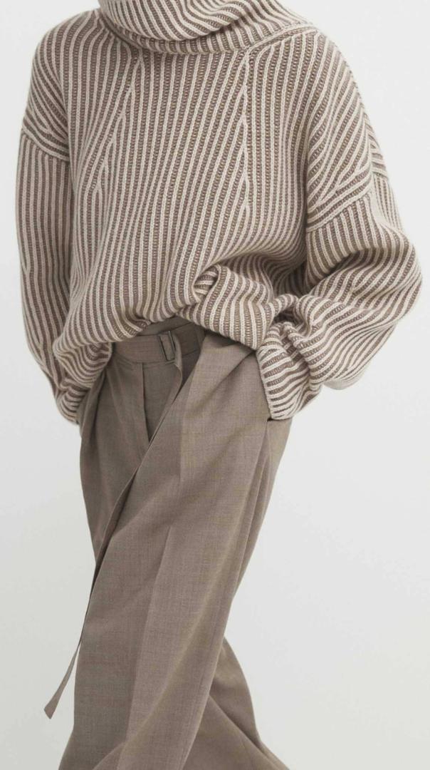 Pantalón franela pinzas cinturón de Massimo Dutti