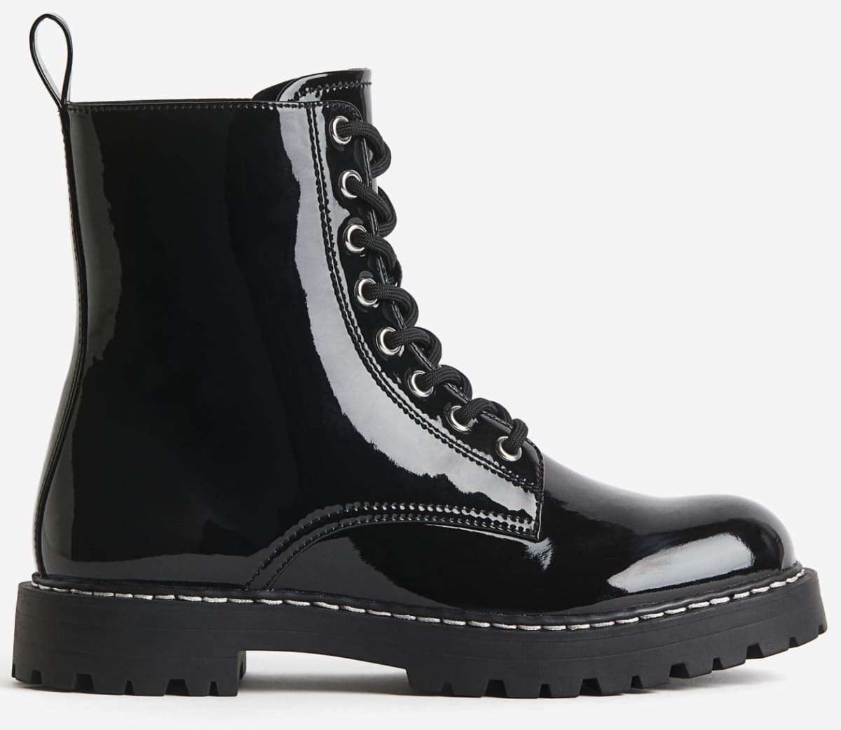 Botas negras con cordones y suela track de H&M