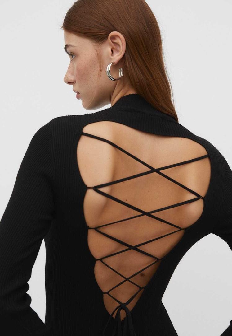 Vestido largo tricot espalda descubierta cruzada de Stradivarius