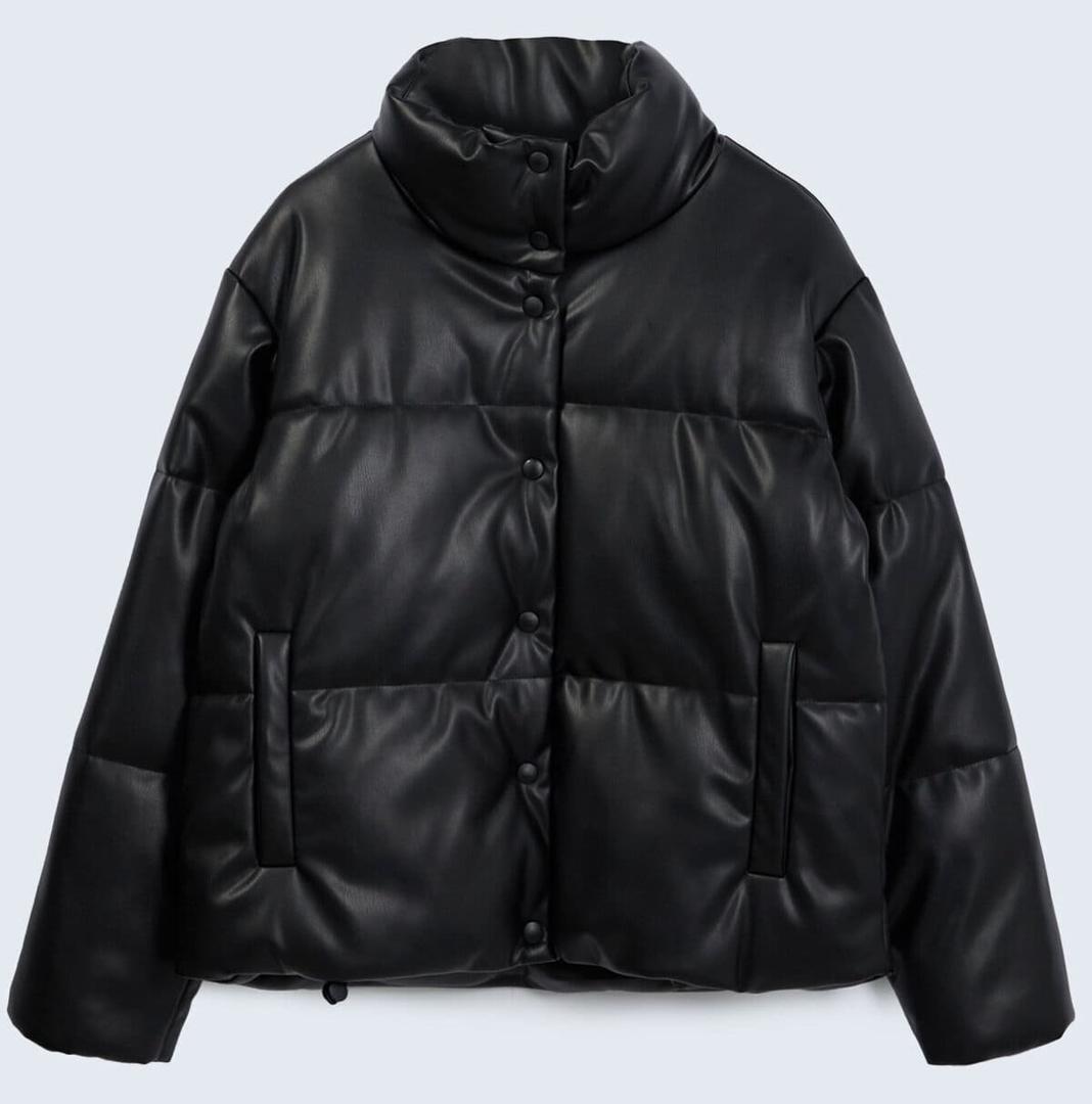 Chaqueta cazadora acolchada efecto piel de Stradivarius