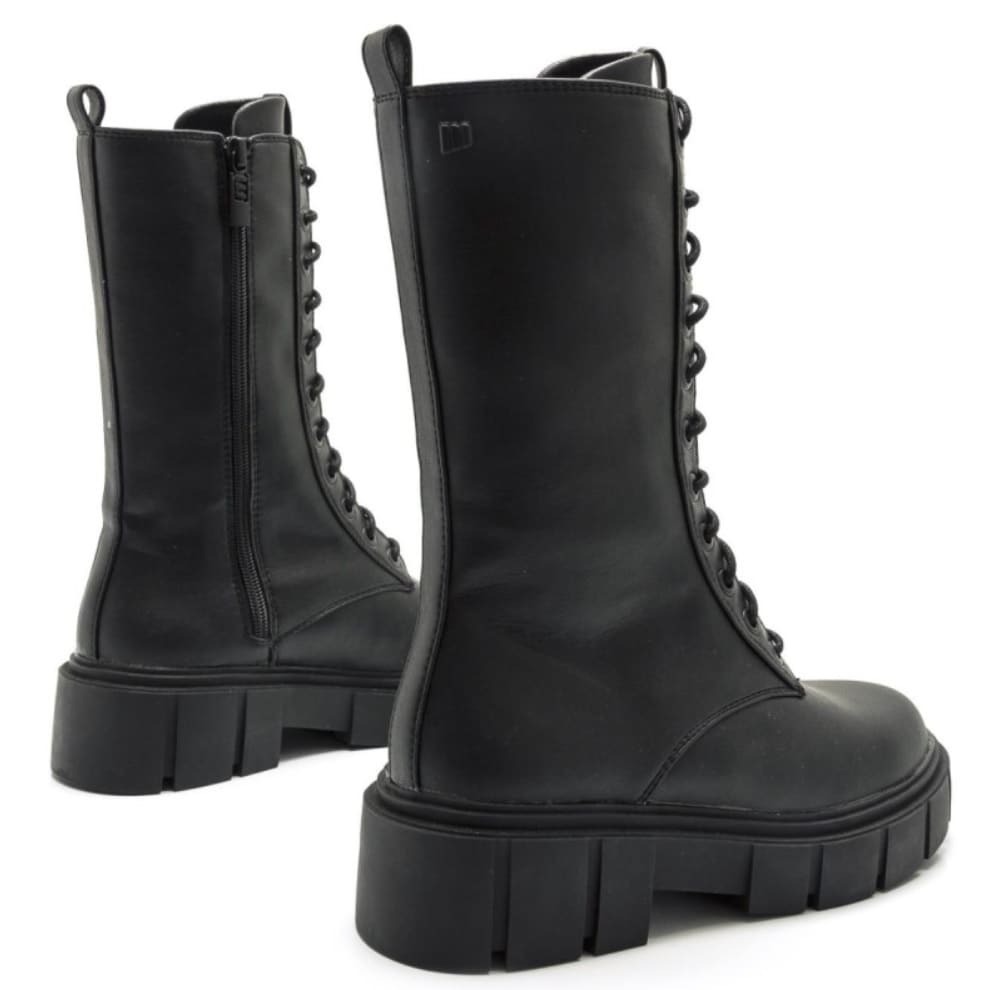 Botas altas con suela de plataforma de Mustang en Amazon