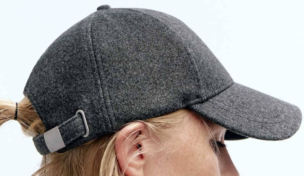 Gorra con lana de Zara