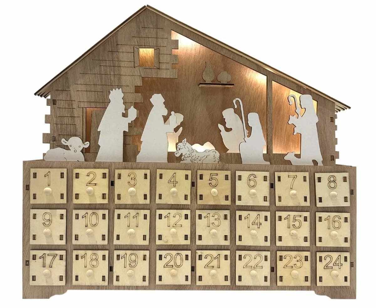 Calendario de adviento en forma de casa con pesebre