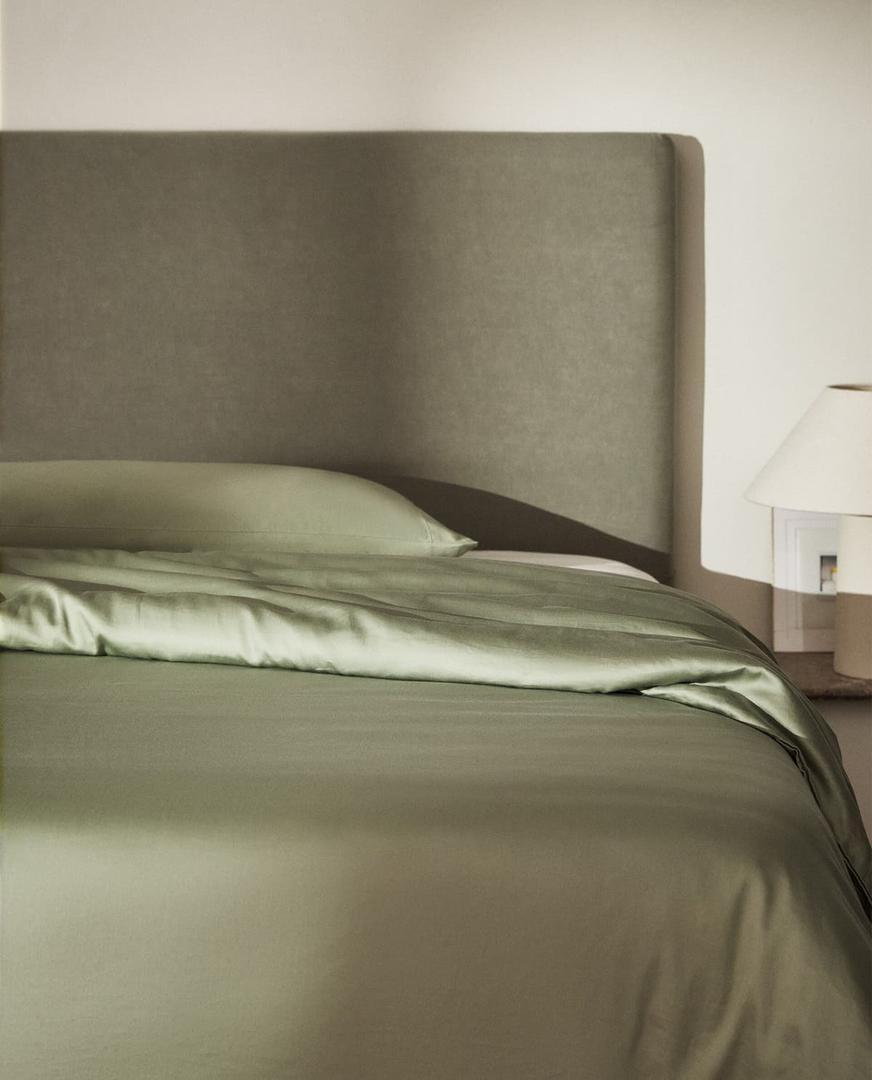 Funda nórdica de algodón de satén lisa de Zara Home