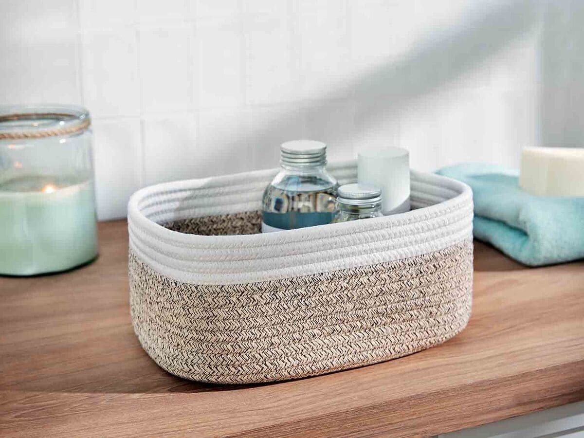 Cesta de ordenación tejida