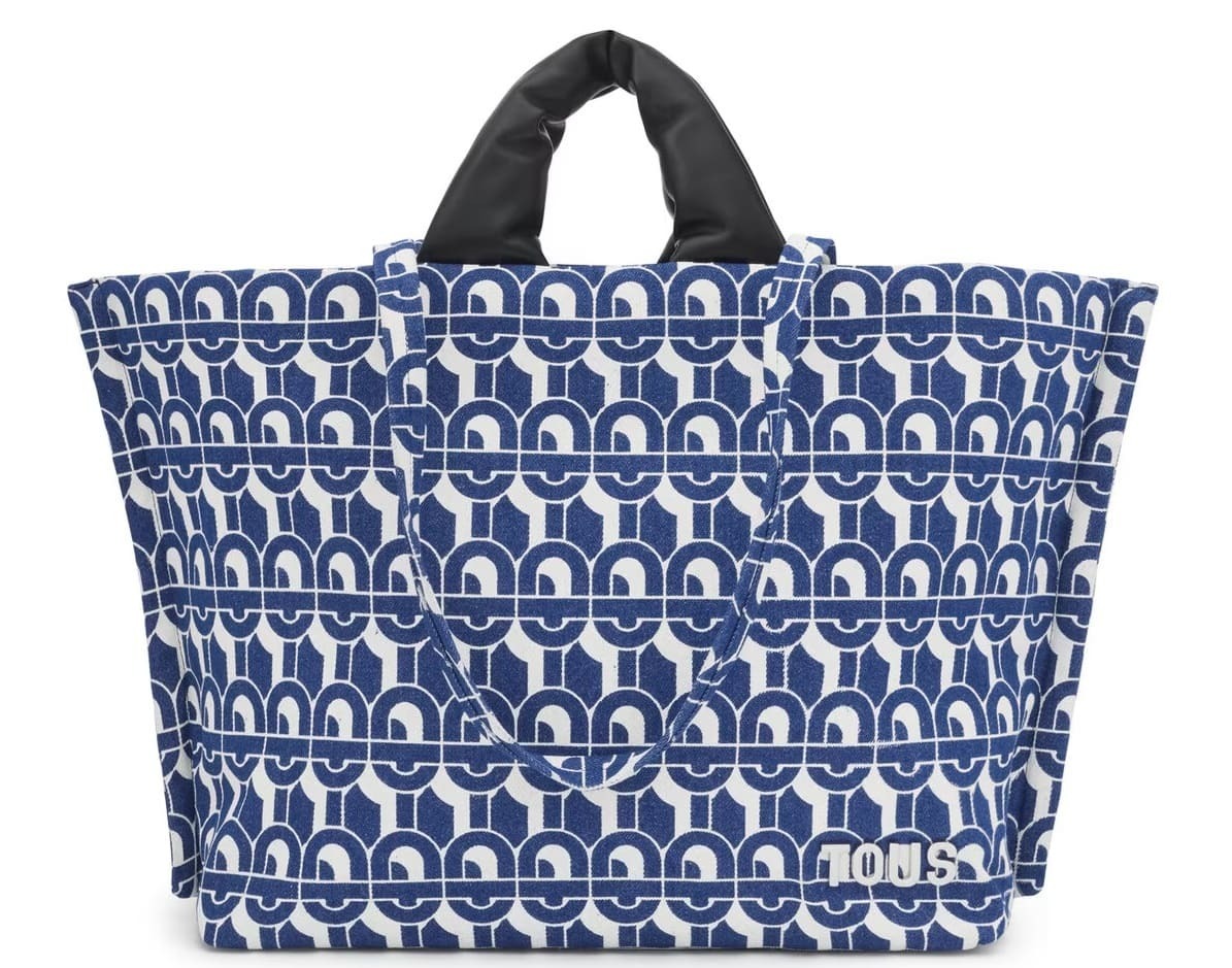 Bolso capazo denim con estampado de la firma Tous