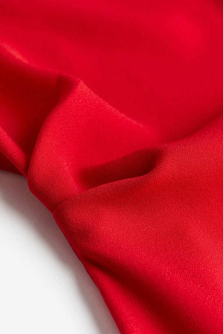 Vestido entallado rojo de H&M