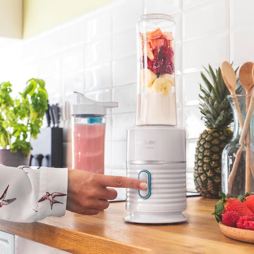 Batidora de vaso portátil Power Titanium 500 EasyGo de Cecotec en Amazon