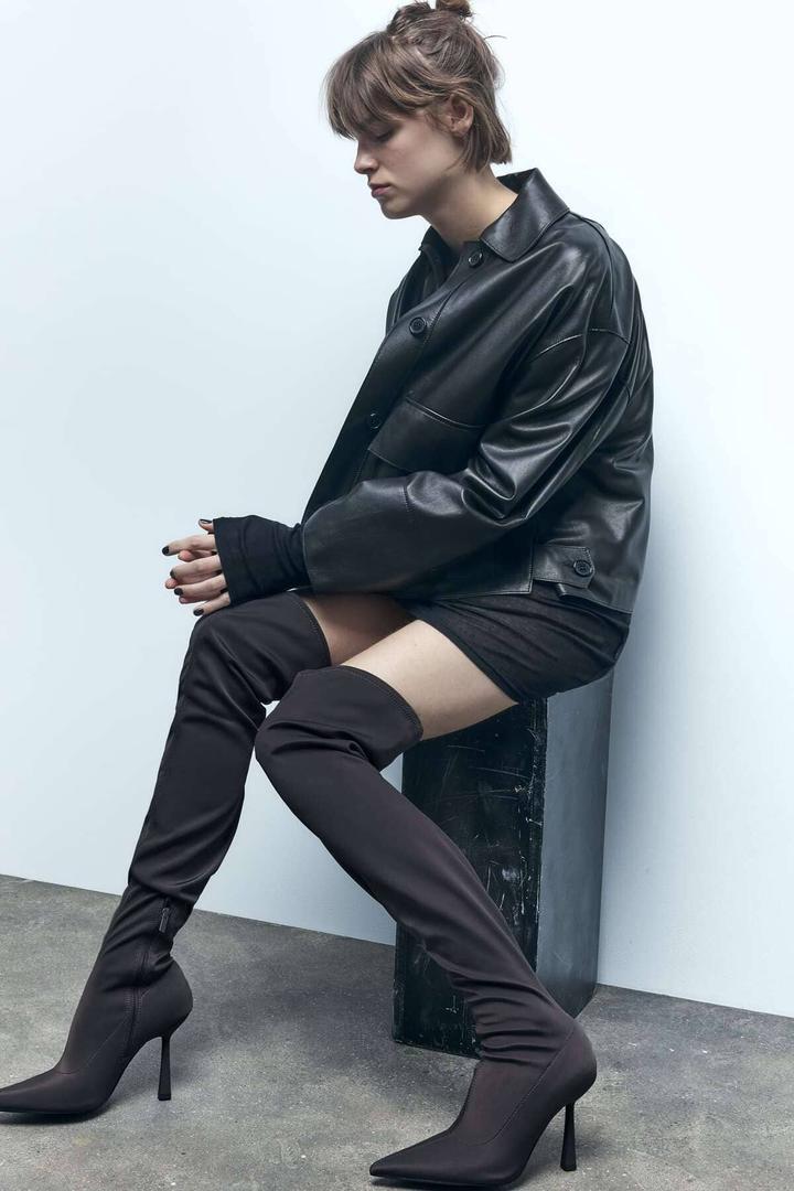 Botas de tacón XL de tejido en Zara