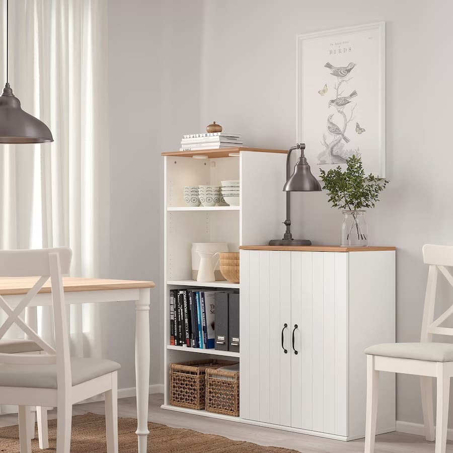 SKRUVBY Estantería con combinación de almacenaje de Ikea