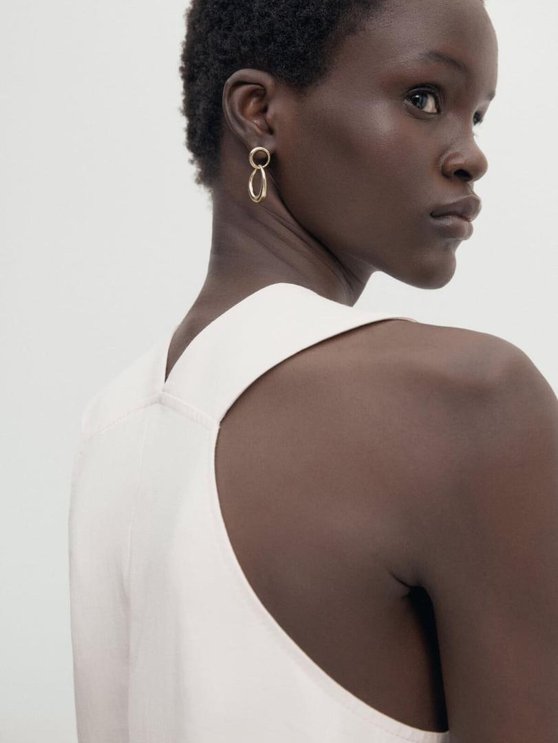 Vestido midi halter de color blanco de Massimo Dutti