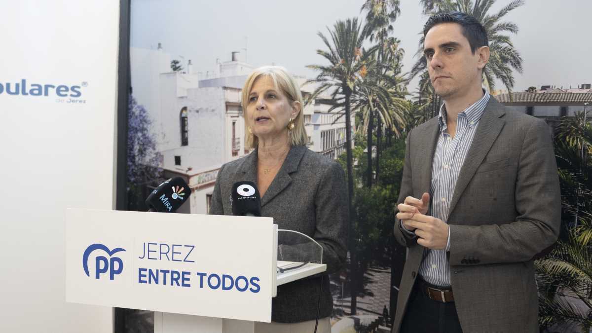 García-Pelayo y Jaime Espinar en rueda de prensa | El MIRA