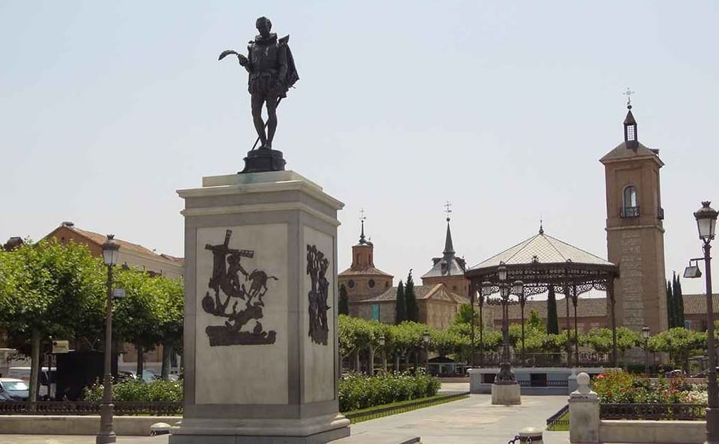 El monumento a Cervantes en Alcalá de Henares