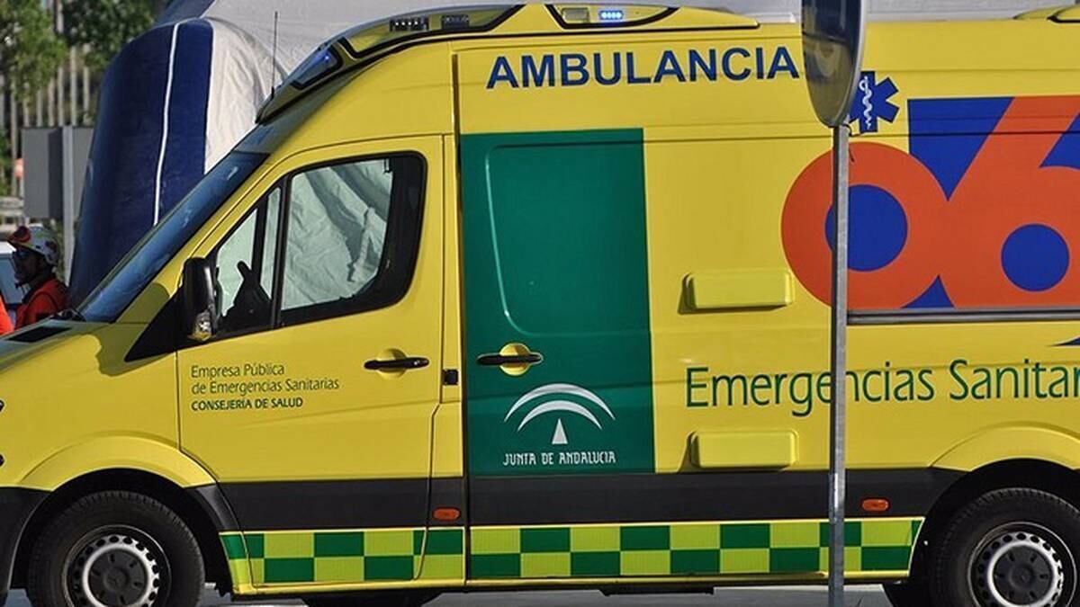 Una ambulancia del Servicio Andaluz de Salud